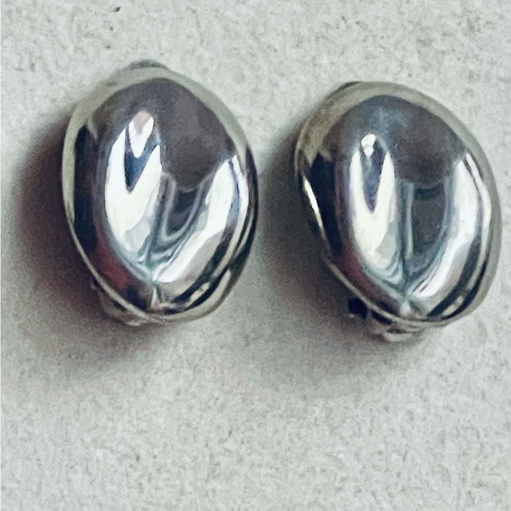 Vintage Sterling Silver Dome Mirror Finish Clip-On Earrings
